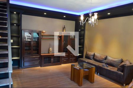 Sala de casa à venda com 4 quartos, 260m² em Pechincha, Rio de Janeiro
