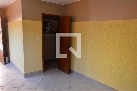 Casa à venda com 260m², 4 quartos e 1 vaga Casa à venda com 260m², 4 quartos e 1 vagaCozinha