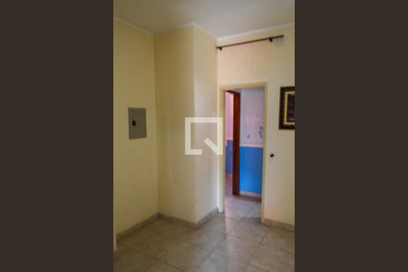Casa à venda com 260m², 4 quartos e 1 vaga Casa à venda com 260m², 4 quartos e 1 vagaHall das Suítes