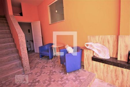 Casa à venda com 260m², 4 quartos e 1 vaga Casa à venda com 260m², 4 quartos e 1 vagaÁrea comum