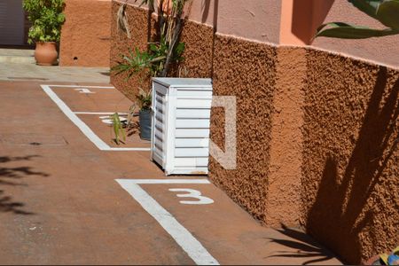 Casa à venda com 260m², 4 quartos e 1 vaga Casa à venda com 260m², 4 quartos e 1 vagaCozinha - Gás