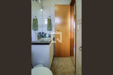 Apartamento à venda com 100m², 3 quartos e 2 vagasBanheiro do Quarto 1 Suíte