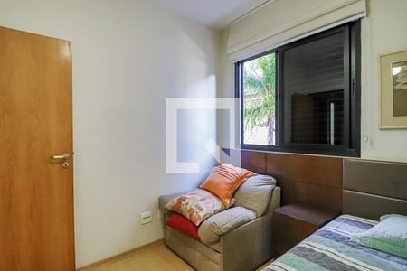 Apartamento à venda com 100m², 3 quartos e 2 vagasQuarto 2