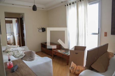 Sala de apartamento à venda com 2 quartos, 70m² em Bussocaba, Osasco