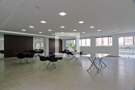 Apartamento à venda com 42m², 2 quartos e 1 vagaÁrea comum - Salão de festas