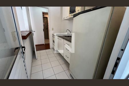 Apartamento à venda com 56m², 2 quartos e 2 vagasCozinha
