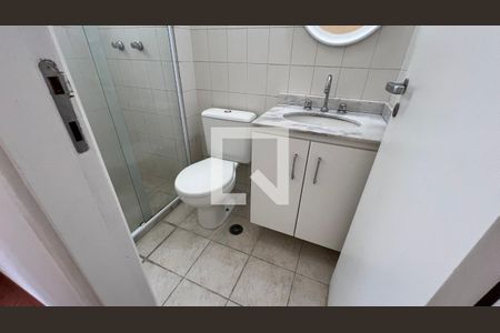 Apartamento à venda com 56m², 2 quartos e 2 vagasBanheiro da Suíte