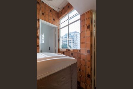 Apartamento à venda com 170m², 3 quartos e 1 vagaÁrea de Serviço