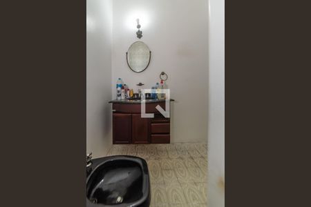 Casa à venda com 140m², 3 quartos e 3 vagasBanheiro Social