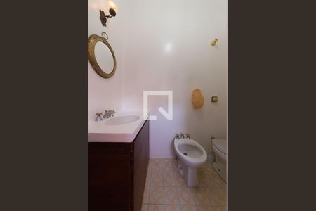 Casa à venda com 140m², 3 quartos e 3 vagasBanheiro da Suíte