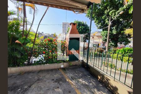 Apartamento à venda com 76m², 3 quartos e 1 vaga Apartamento à venda com 76m², 3 quartos e 1 vagaÁrea comum - Churrasqueira