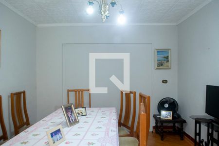 Casa à venda com 230m², 3 quartos e 3 vagas Casa à venda com 230m², 3 quartos e 3 vagasCopa