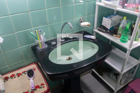 Casa à venda com 230m², 3 quartos e 3 vagas Casa à venda com 230m², 3 quartos e 3 vagasBanheiro