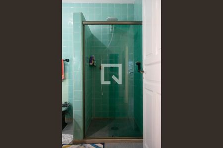 Casa à venda com 230m², 3 quartos e 3 vagas Casa à venda com 230m², 3 quartos e 3 vagasBanheiro