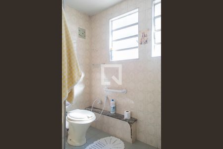 Casa à venda com 230m², 3 quartos e 3 vagas Casa à venda com 230m², 3 quartos e 3 vagasBanheiro Quarto 3