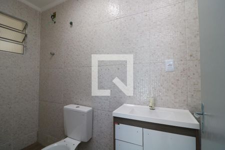 Casa para alugar com 65m², 2 quartos e sem vagaBanheiro da Suíte