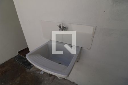 Casa para alugar com 65m², 2 quartos e sem vagaÁrea de Serviço