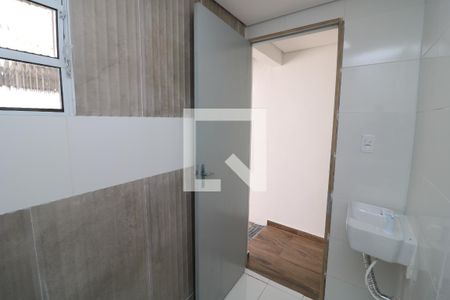 Casa para alugar com 65m², 2 quartos e sem vagaBanheiro Social 