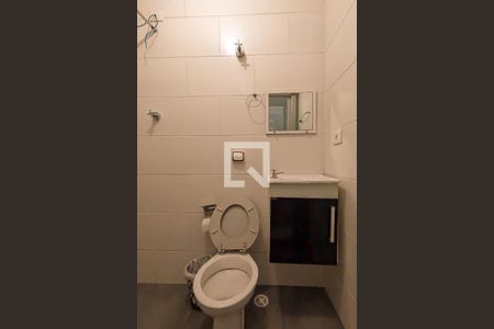 Casa para alugar com 35m², 2 quartos e sem vagaBanheiro