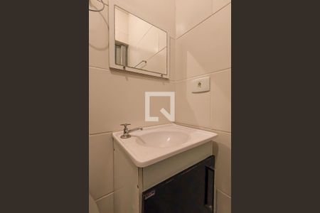 Casa para alugar com 35m², 2 quartos e sem vagaBanheiro
