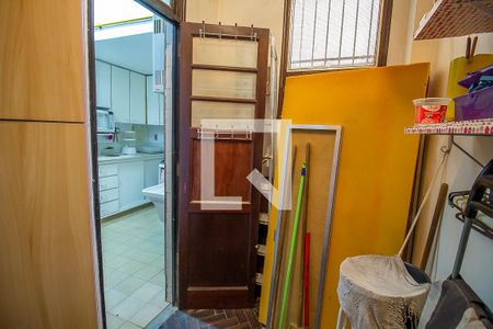Apartamento à venda com 78m², 2 quartos e sem vagaQuarto de Serviço