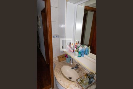 Apartamento à venda com 92m², 3 quartos e 2 vagasBanheiro Social