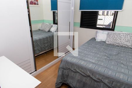 Apartamento à venda com 92m², 3 quartos e 2 vagasQuarto 2
