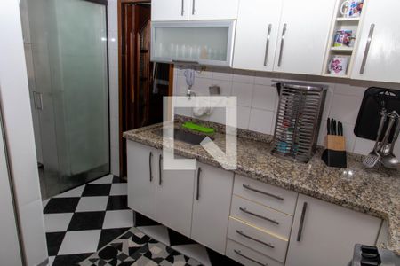 Apartamento à venda com 92m², 3 quartos e 2 vagasCozinha