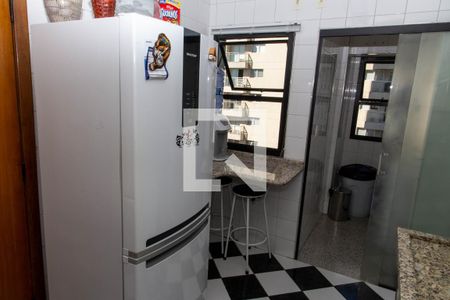 Apartamento à venda com 92m², 3 quartos e 2 vagasCozinha