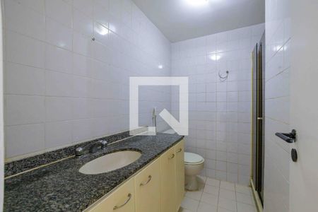 Apartamento para alugar com 97m², 2 quartos e 1 vaga Apartamento para alugar com 97m², 2 quartos e 1 vagaBanheiro Suíte 1