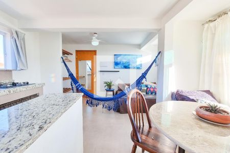 Sala / Suíte de kitnet/studio para alugar com 1 quarto, 22m² em Jardim Ismenia, São José dos Campos