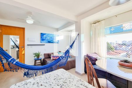 Sala / Suíte de kitnet/studio para alugar com 1 quarto, 22m² em Jardim Ismenia, São José dos Campos