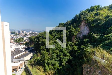 Vista de apartamento para alugar com 2 quartos, 49m² em Inhaúma, Rio de Janeiro
