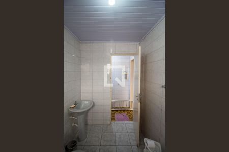 Banheiro de casa para alugar com 1 quarto, 55m² em Vila Santana, São Paulo