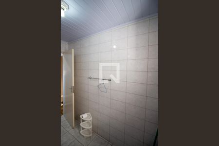 Banheiro de casa para alugar com 1 quarto, 55m² em Vila Santana, São Paulo
