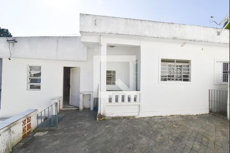 Casa para alugar com 65m², 2 quartos e 1 vaga Casa para alugar com 65m², 2 quartos e 1 vagaFachada