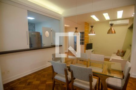 Apartamento à venda com 130m², 3 quartos e 1 vaga Apartamento à venda com 130m², 3 quartos e 1 vagaSala