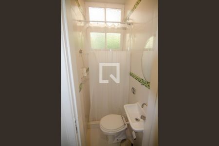 Apartamento à venda com 130m², 3 quartos e 1 vaga Apartamento à venda com 130m², 3 quartos e 1 vagaBanheiro de Serviço