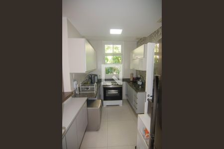 Apartamento à venda com 130m², 3 quartos e 1 vaga Apartamento à venda com 130m², 3 quartos e 1 vagaCozinha