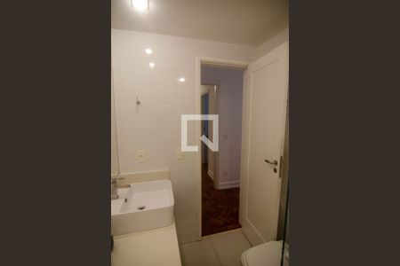 Apartamento à venda com 130m², 3 quartos e 1 vaga Apartamento à venda com 130m², 3 quartos e 1 vagaBanheiro do Quarto 1