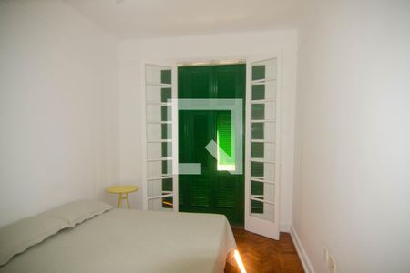 Apartamento à venda com 130m², 3 quartos e 1 vaga Apartamento à venda com 130m², 3 quartos e 1 vagaQuarto 3