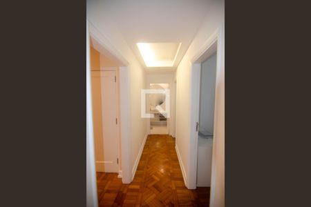 Apartamento à venda com 130m², 3 quartos e 1 vaga Apartamento à venda com 130m², 3 quartos e 1 vagaCorredor