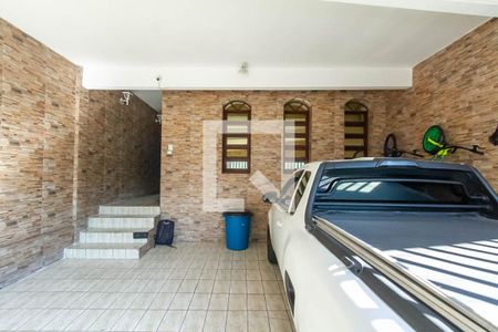 Casa à venda com 300m², 3 quartos e 2 vagas Casa à venda com 300m², 3 quartos e 2 vagasGaragem