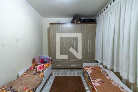 Casa à venda com 300m², 3 quartos e 2 vagas Casa à venda com 300m², 3 quartos e 2 vagasQuarto 2