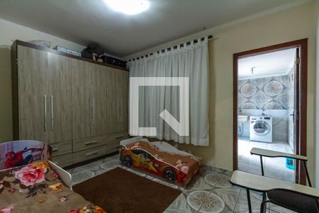 Casa à venda com 300m², 3 quartos e 2 vagas Casa à venda com 300m², 3 quartos e 2 vagasQuarto 2