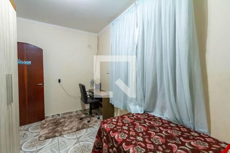 Casa à venda com 300m², 3 quartos e 2 vagas Casa à venda com 300m², 3 quartos e 2 vagasQuarto 1