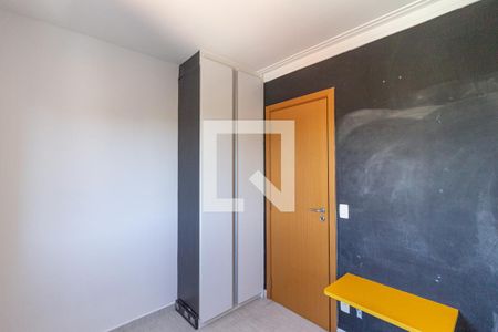Quarto  de apartamento à venda com 2 quartos, 55m² em Quitaúna, Osasco