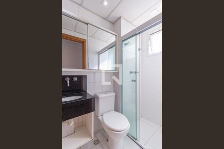 Apartamento à venda com 55m², 2 quartos e 2 vagasBanheiro da suíte