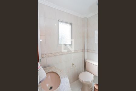 Apartamento à venda com 53m², 2 quartos e 1 vaga Apartamento à venda com 53m², 2 quartos e 1 vagaBanheiro