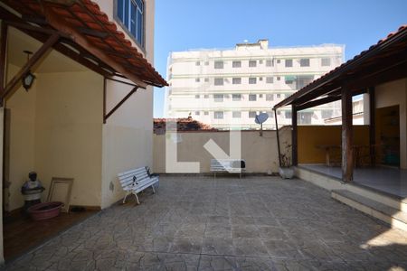 Casa à venda com 536m², 4 quartos e 2 vagasChurrasqueira